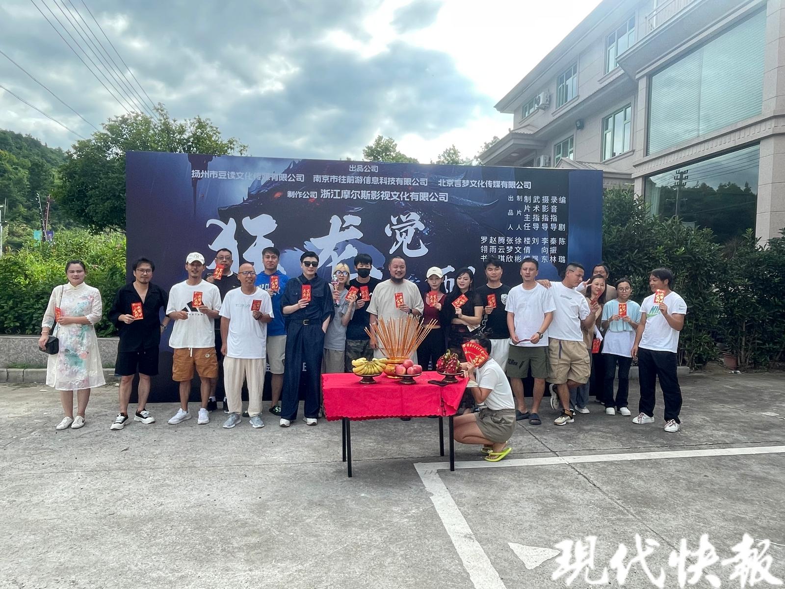 财经猎豹丨四问狂飙的短剧业内人士揭秘“财富神线%创造”背后(图3) 财经猎豹丨四问狂飙的短剧业内人士揭秘“财富神线%创造”背后(图3)