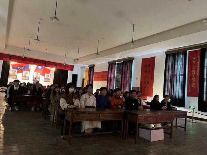 兴安职业学院管理服务系：红色旅游与跨专业合作共推旅业发展(图1)