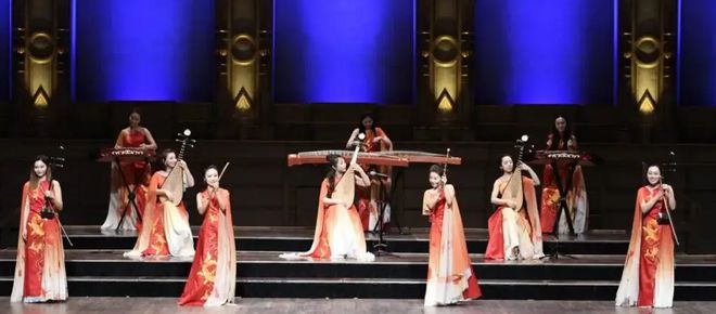 23年前那个爆火的女子十二乐坊放弃中国到日本发展如愿了吗(图8) 23年前那个爆火的女子十二乐坊放弃中国到日本发展如愿了吗(图8)