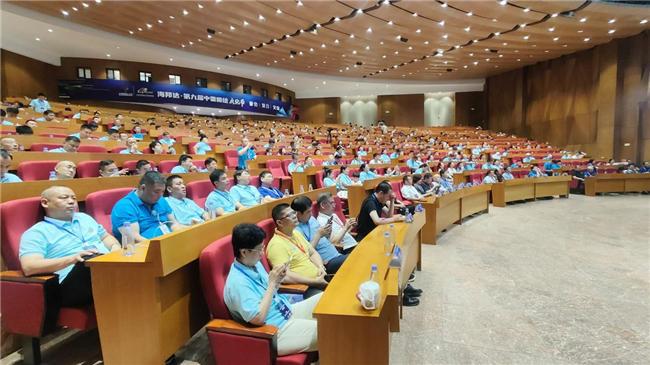 遇见河南 感知中原海邦达·第九届中国喷绘文化节在郑州成功举办(图1) 遇见河南 感知中原海邦达·第九届中国喷绘文化节在郑州成功举办(图1)