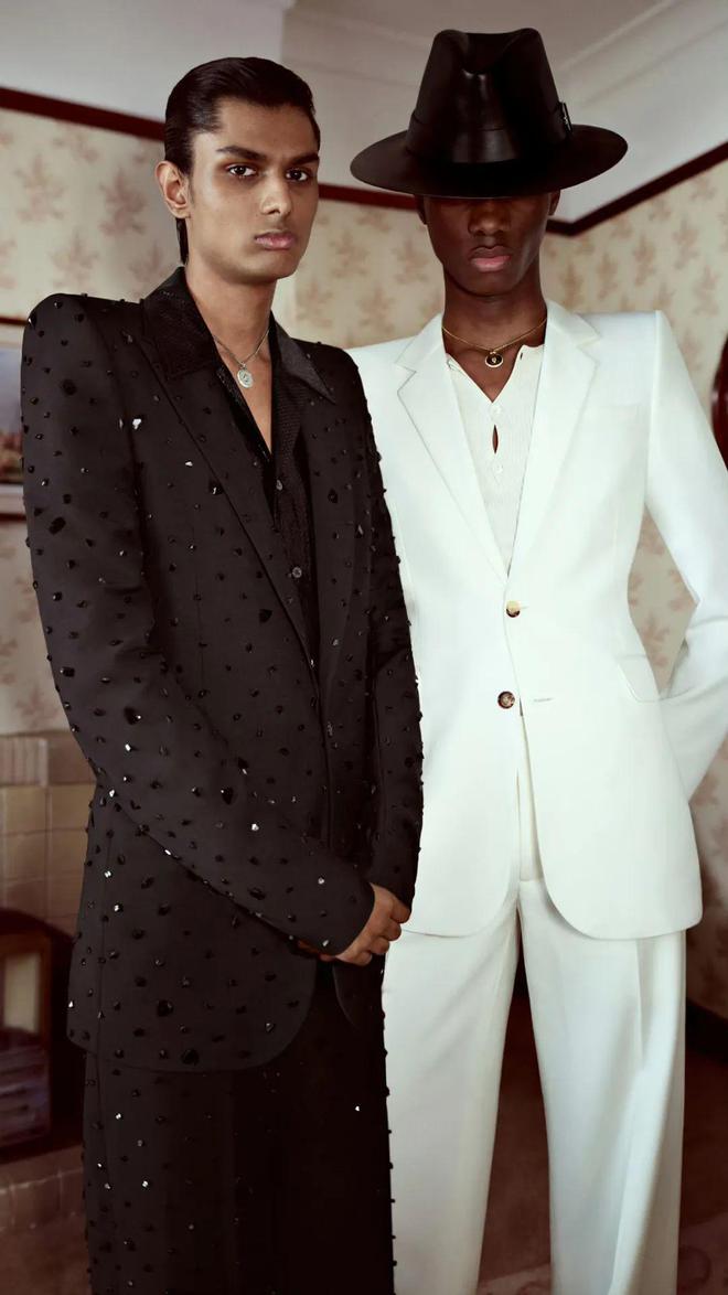 Alexander McQueen新任创意总监的首个早春系列是灾难延续还是麦昆基因觉醒？(图4)