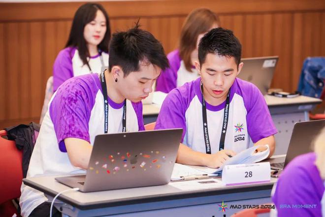 见识了各个国家的选手们对创意的不同展现和表达 2024釜山国际广告节New Star专访(图5) 见识了各个国家的选手们对创意的不同展现和表达 2024釜山国际广告节New Star专访(图5)