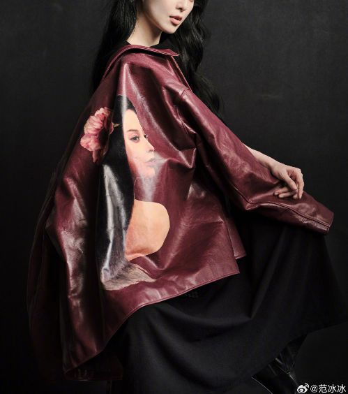 范冰冰“女郎风”带货比小杨哥还疯狂!(图7) 范冰冰“女郎风”带货比小杨哥还疯狂!(图7)