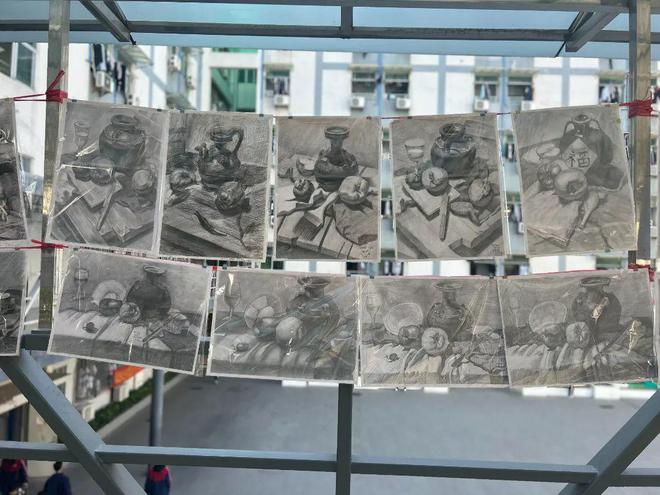 精彩首秀!24广告学子素描与色彩作品展(图3) 精彩首秀!24广告学子素描与色彩作品展(图3)