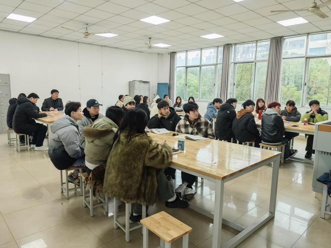 江西工程学院领导深入教学一线听课(图6)