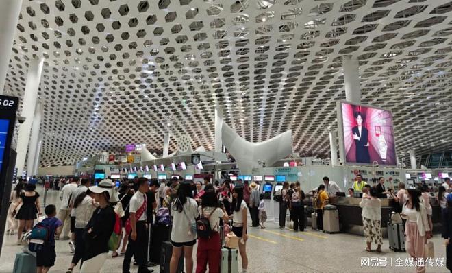 投放深圳机场安检LED大屏广告需要注意哪些问题？(图1)