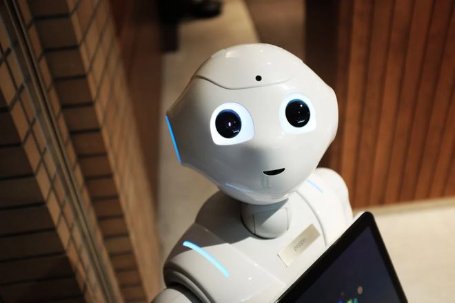 一切皆可AI?法媒提醒:人工智能“走进”职场女性职工会吃亏!(图2) 一切皆可AI?法媒提醒:人工智能“走进”职场女性职工会吃亏!(图2)
